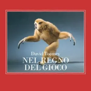 Bestseller Nel regno del gioco. Quello che ci rivelano sulla vita i polpi che giocano a palla, le scimmie che si lanciano dagli alberi, gli elefanti che fanno lo scivolo nel fango