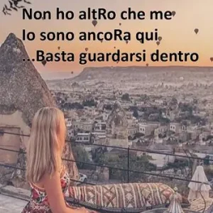 Non ho altRo che me. Atto primo-Io sono ancoRa qui. Atto secondo-... Basta guardarsi dentro. Atto terzo Economico